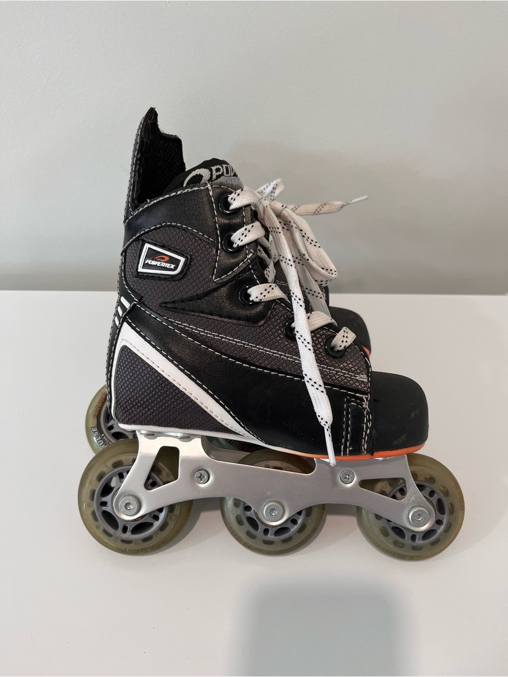 Kids Black White Inline Roller Skates Size 9Y Roller Blades Roller Skates